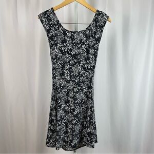 American Eagle Medium Micro Ditsy Floral Cutout Summer Dress Tank